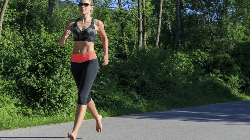 Biomechanics of Barefoot Running: 6 Risks and Benefits - Stay