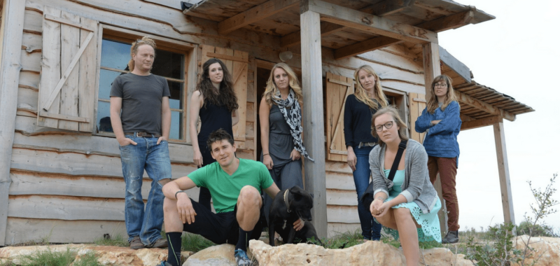 The Ultimate DIY Guide To Growing Your Own Food And Living Green